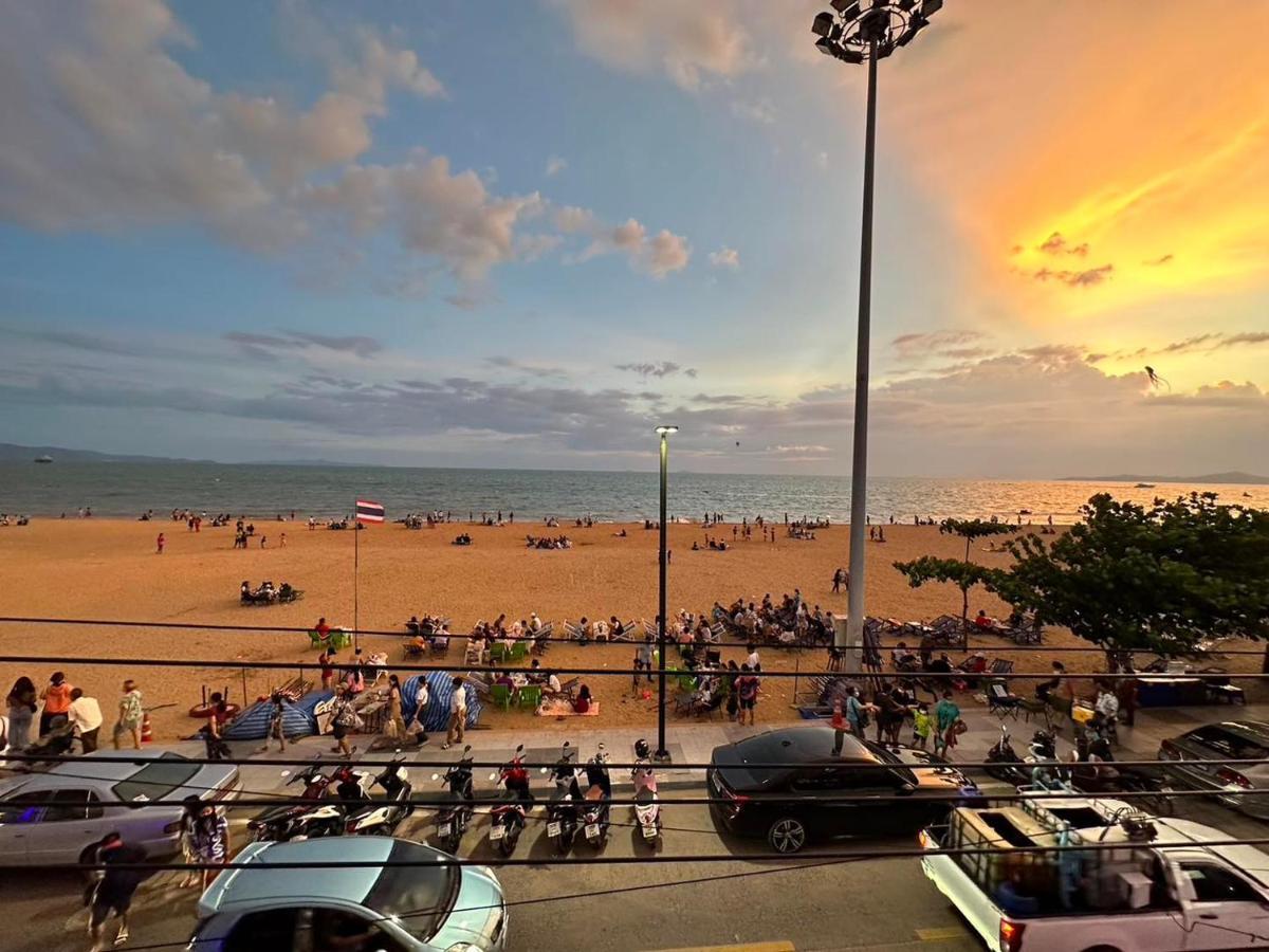 Espana Hotel Jomtien Resort 外观 照片
